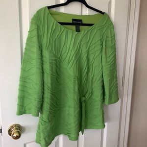 Frank Lyman Design Top